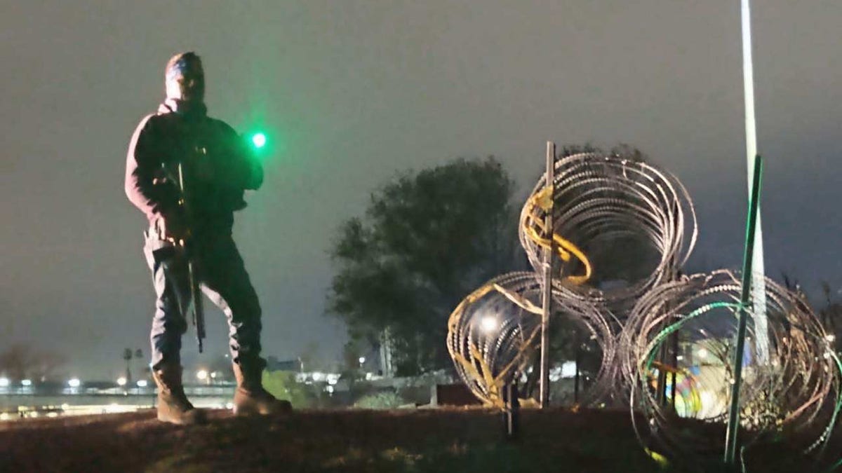 Patriots for America patrols Texas border