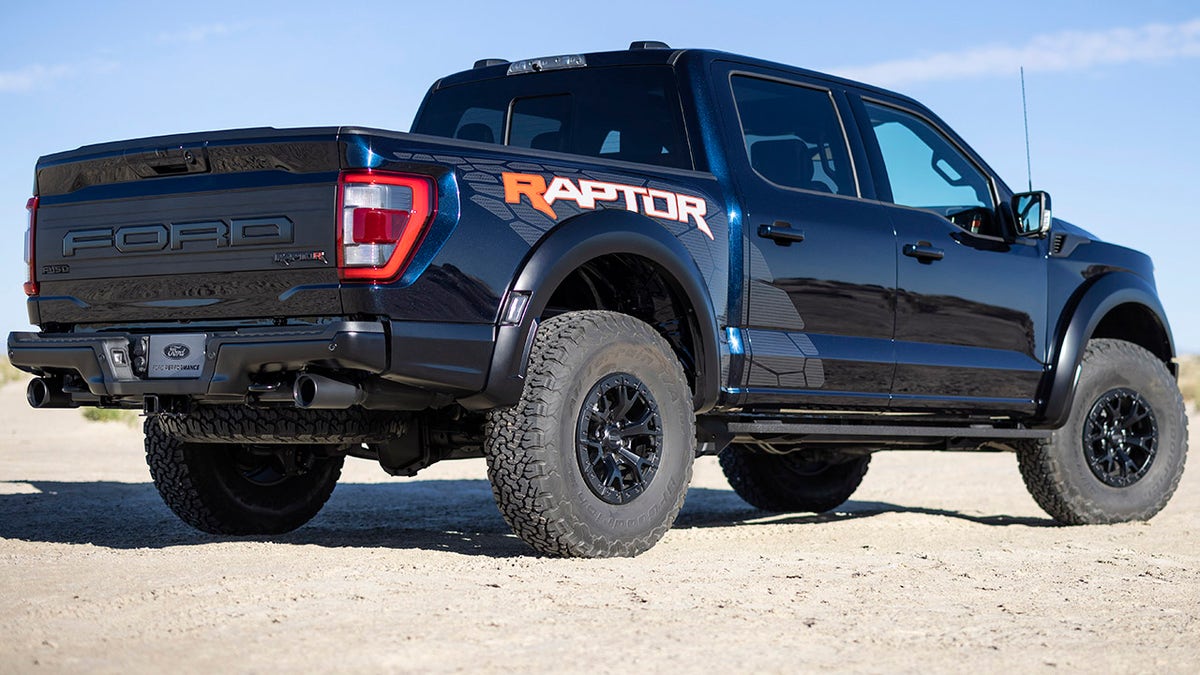 Ford F-150 Raptor R back