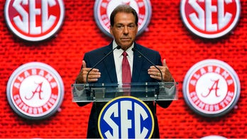 Alabama is overwhelming media pick to win SEC title, beating Georgia, 158-18 in votes