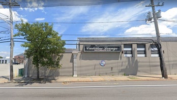 Rhode Island man robs strip club, takes $25K: Reports