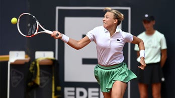 Hamburg European Open: Anett Kontaveit advances to quarterfinals in victory over Rebecca Peterson