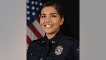 Texas police officer shot in face during chase, suspect dead: authorities