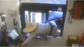 Florida gunman climbs through Wendy’s drive-thru window, steals cash drawer