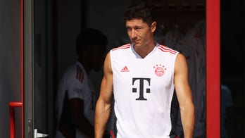 Robert Lewandowski joins Barcelona in Miami for the US Tour