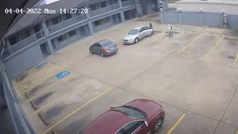 Houston man robbed at gunpoint while selling car on Facebook Marketplace, police say