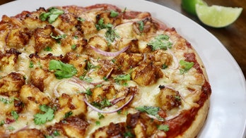 Healthy pizza with Thai chicken: Try the recipe