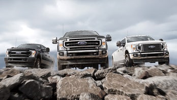 Ford is unveiling a new 'super' truck this fall