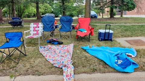 Highland Park July 4th parade shooting was 'like a war zone,' witness says