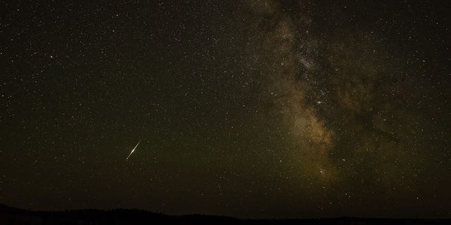 An Alpha Capricornid fireball is spotted at a remote site in eastern Oregon.