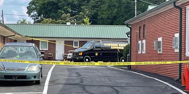 The scene outside of a motel in Toccoa, Georgia where two people were killed on July 5, 2022. (FOX Carolina)