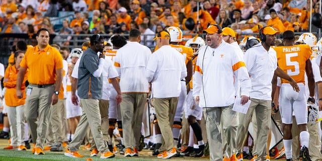 The University of Tennessee Volunteers Coach will coach Jeremy Pluit on January 2, 2020 at TIAA Bankfield in Jacksonville, Florida, as a bystander for the 2019 TaxSlayerGator Bowl against the University of Indiana Hoogers. 