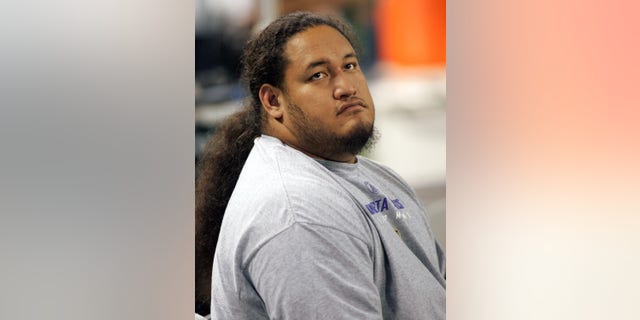 Toniu Fonoti was one of the former Cornhuskers to be inducted into the Hall of Fame.