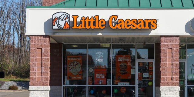 PENNSYLVANIA, UNITED STATES - 2021/11/07: A Little Caesars restaurant is seen in Bloomsburg. (Photo by Paul Weaver/SOPA Images/LightRocket via Getty Images)
