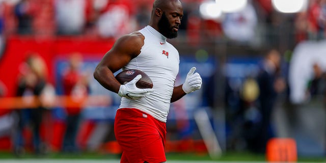 Tampa Bay Buccaneers running back Leonard Fournette before an NFC divisional playoff game against the Los Angeles Rams Jan. 23, 2022, at Raymond James Stadium in Tampa, Fla. 