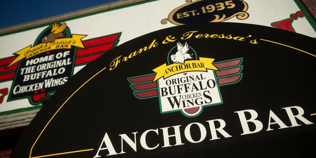 Anchor Bar was founded by the shores of Lake Erie in 1935 before moving to its current location on Main Street. It was here in 1964 that owner Teressa Bellissimo cooked the first batch of Buffalo wings.
