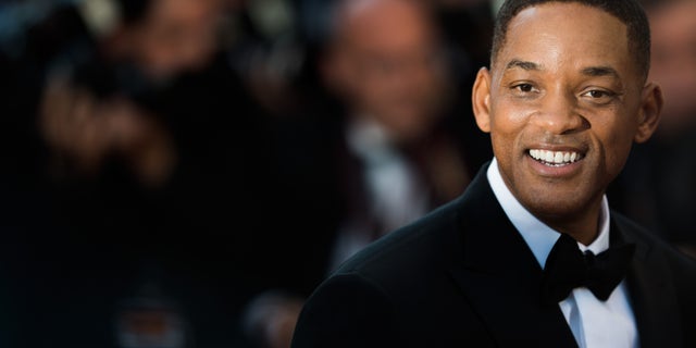 In an effort to face his fears, Will Smith went diving with sharks and called the experience life changing.