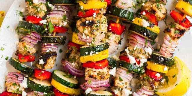 Make these easy chicken kabobs for a weeknight meal. (Rainier Foods)