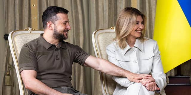 Ukraine President Zelenskyy and First Lady Zelenska discuss the weight of the ongoing war with Russia on their marriage with Fox Nation's Piers Morgan.