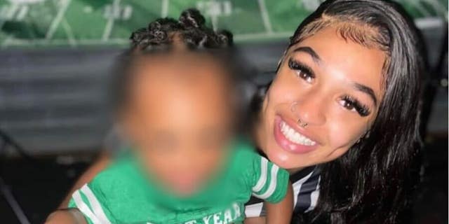 Azsia Johnson was shot killed this week while pushing a baby stroller in New York City. Di venerdì, Isaac Argro was arrested for the killing, ha detto la polizia di New York.