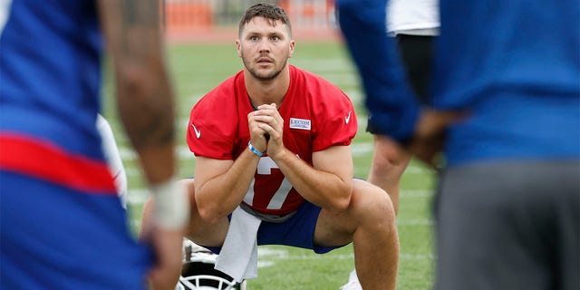 Buffalo Bills quarterback Josh Allen (17) practices during practice at the NFL football team's training camp in Pittsford, NY, Sunday July 24, 2022. 