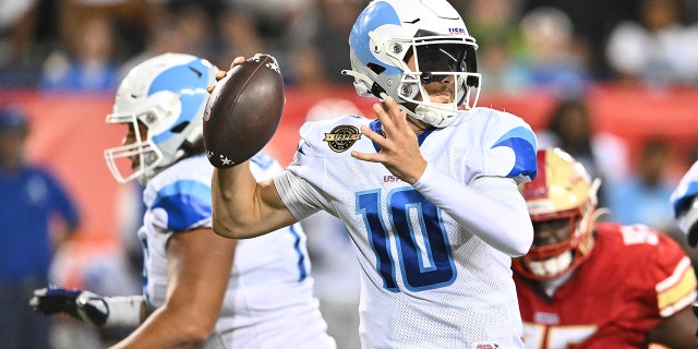 Kyle Sloter (10) of the New Orleans Breakers passes the ball in the fourth quarter of a game against the Birmingham Stallions at Tom Benson Hall of Fame Stadium June 25, 2022, in Canton, Ohio.
