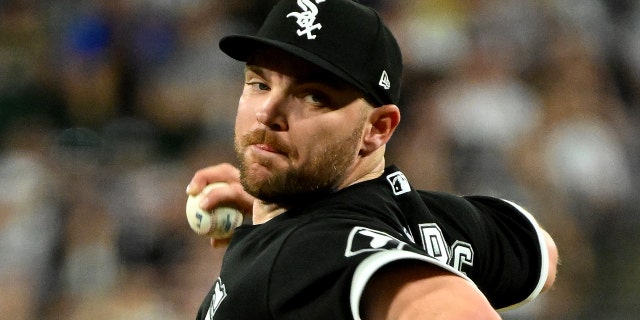 Liam Hendriks #31 of the Chicago White Sox pitches against the New York Yankees on May 14, 2022 at Guaranteed Rate Field in Chicago, Illinois.