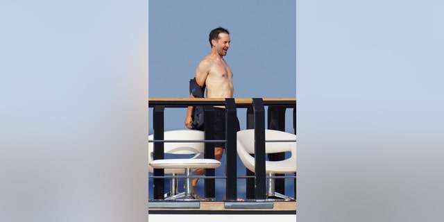 "Spider-Man" star Tobey Maguire appeared to be enjoying the summer weather.