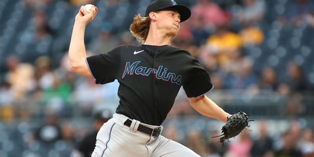 Max Meyer #23 of the Miami Marlins delivers a pitch during the first inning against the Pittsburgh Pirates on July 23, 2022 at PNC Park in Pittsburgh, PA.