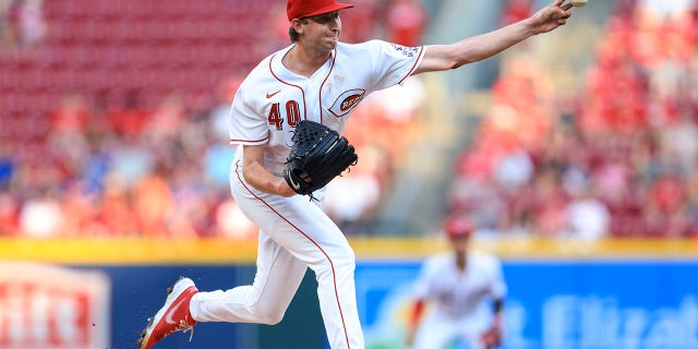 Cincinnati Reds pitcher Nick Lodolo throws during the first inning of the team's baseball game against the New York Mets on Tuesday, July 5, 2022 in Cincinnati. 