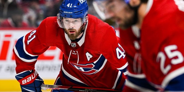 Montreal Canadiens left wing Paul Byron, #41, waits for a face-off during the New York Islanders versus the Montreal Canadiens game on April 15, 2022 at Bell Centre in Montreal, QC.
