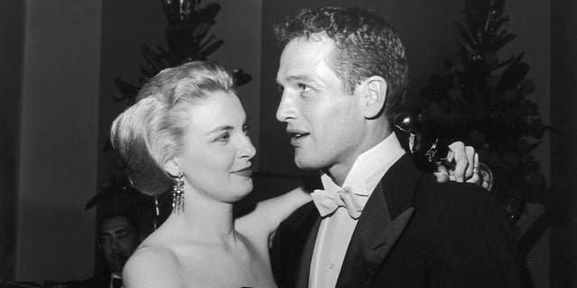 Legendary actor Paul Newman married the late Oscar-winning actress Joanne Woodward at A Little White Wedding Chapel in 1958. 