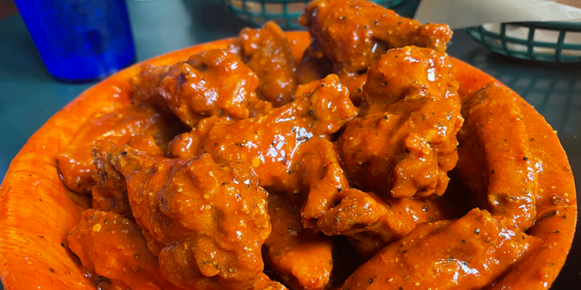 Wendell's is a hidden-gem hot-wing joint in Norton, Massa., offering what loyal fans say are the best wings in the nation. 