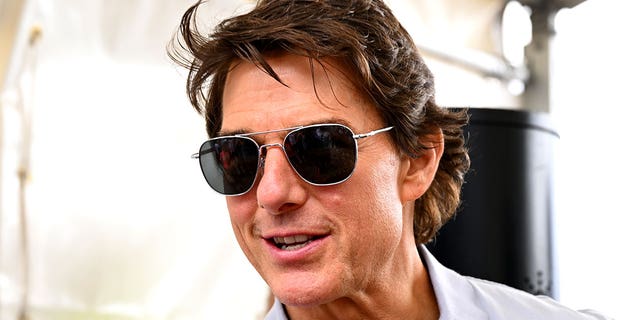Tom Cruise is not currently married, but was married to Mimi Rogers, Nicole Kidman and Katie Holmes in the past. 