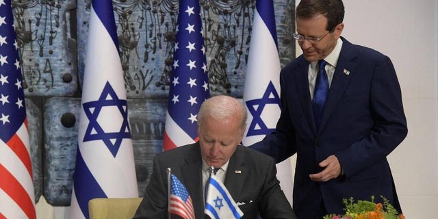 Israeli President Isaac Herzog met with President Biden at the White House in October.