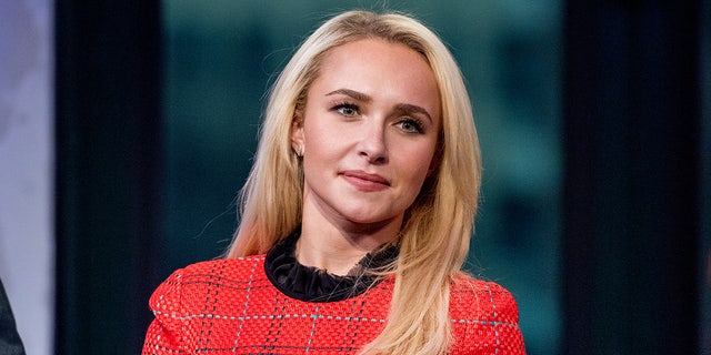 Hayden Panettiere came head to head with a shark while scuba diving with her family.