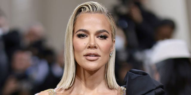 Khloe Kardashian's Blonde Hair: How She Styles It - wide 3