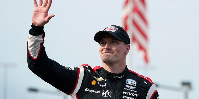 Josef Newgarden held off Pato O'Ward for the win at Iowa.