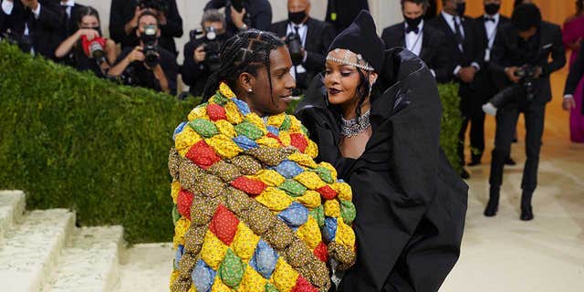  ASAP Rocky and Rihanna attend 2021 Costume Institute Benefit - In America: A Lexicon of Fashion at the Metropolitan Museum of Art in September 2021