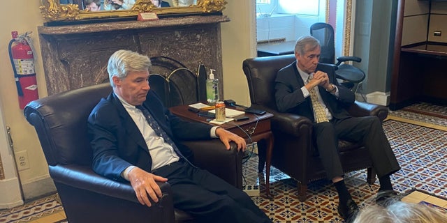 Senator Sheldon Whitehouse (DR.I.) and Jeff Merkley (D-Ore.) Said Monday that the fact that Congress couldn't pass the climate change package was shameful to the United States on a global scale. .. 