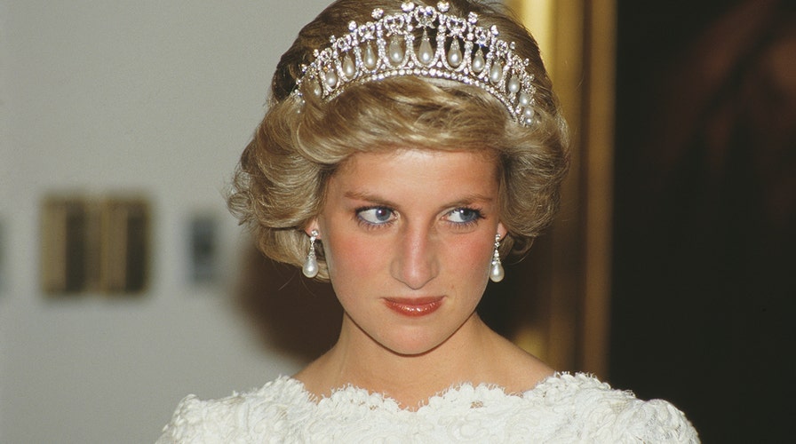 Hbos Princess Diana Documentary Gets New Trailer Depicts Late Royals