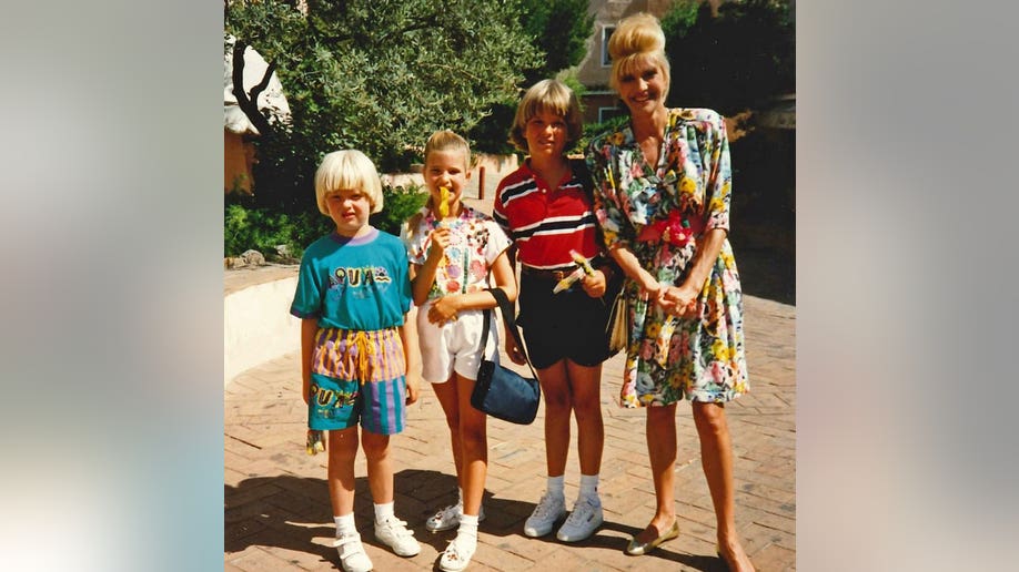 Ivana Trump with kids