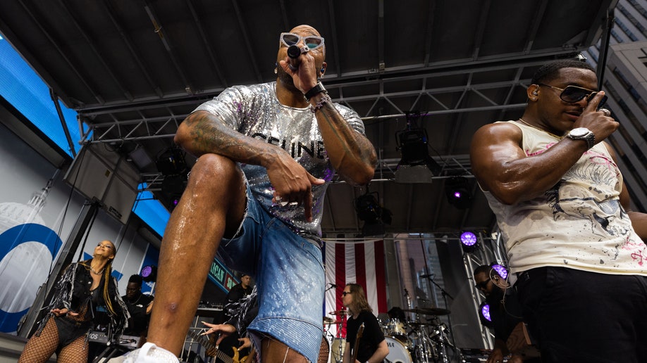 Flo Rida Fox & Friends Concert