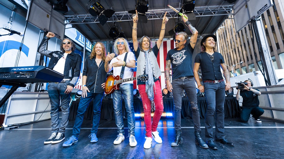 Foreigner performs 