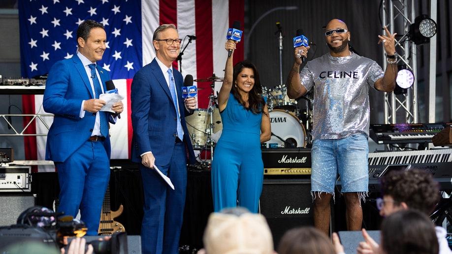 Flo Rida Fox & Friends Concert