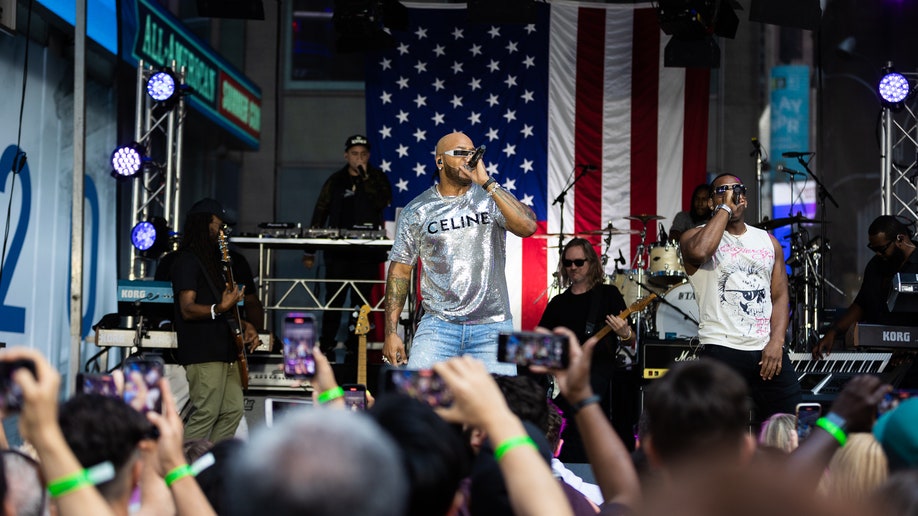 Flo Rida Fox & Friends Concert