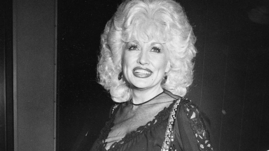 Young Dolly Parton in 1981