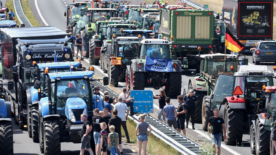 Tractors gathered on highway in the Netherlands to protest environmental rules