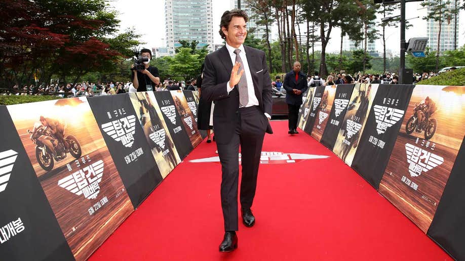 Tom Cruise at the "Topgun: Maverick" movie premiere in Korea