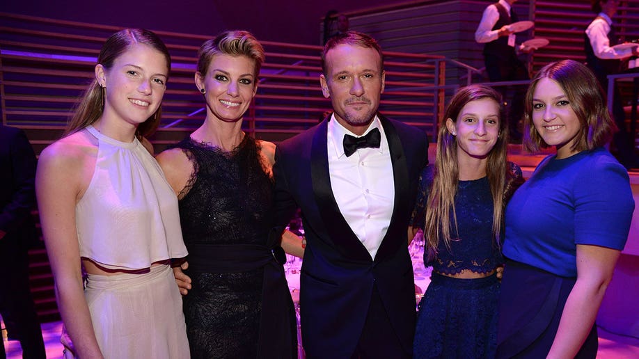 Faith Hill, Tim McGraw, their daughters
