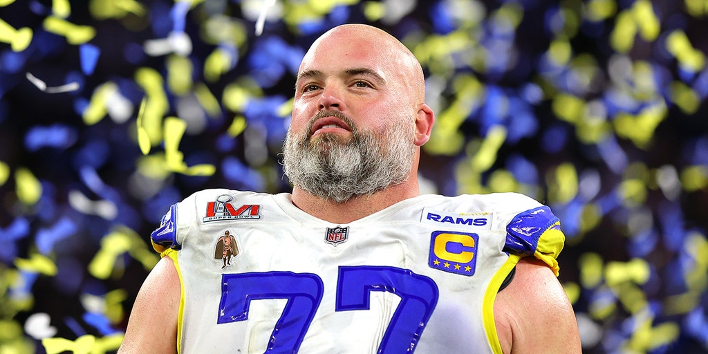 Andrew Whitworth Teases Potential Comeback After Retirement Announcement -  The Spun: What's Trending In The Sports World Today